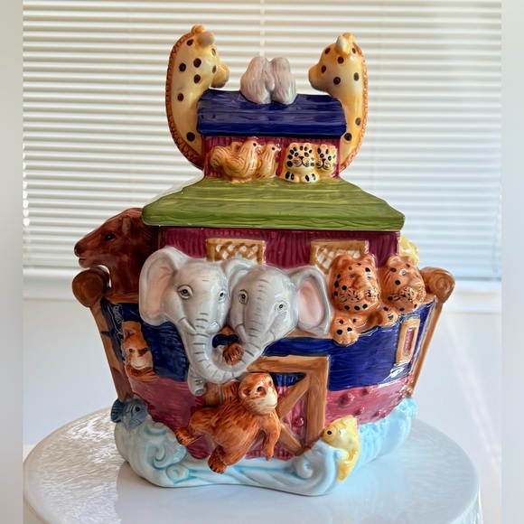 Vintage Jay Imports Colorful Noah's Ark Ceramic Cookie Jar - Picture 2 of 15